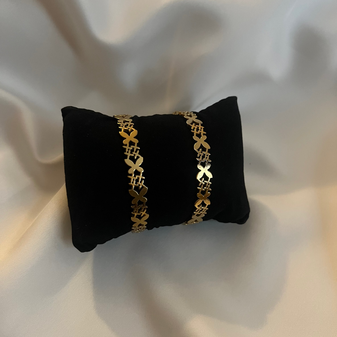 The Social Butterfly Bracelet by Zivnaaz