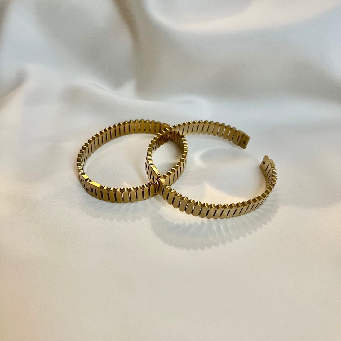 The Golden Steps Bracelet by Zivnaaz