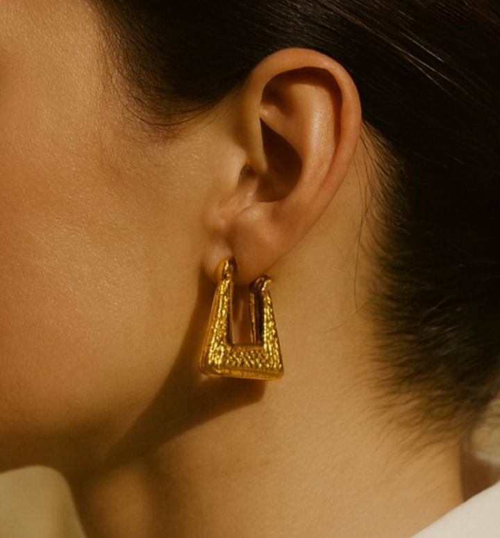 Zivnaaz Rectangle Hoops with Textured Design