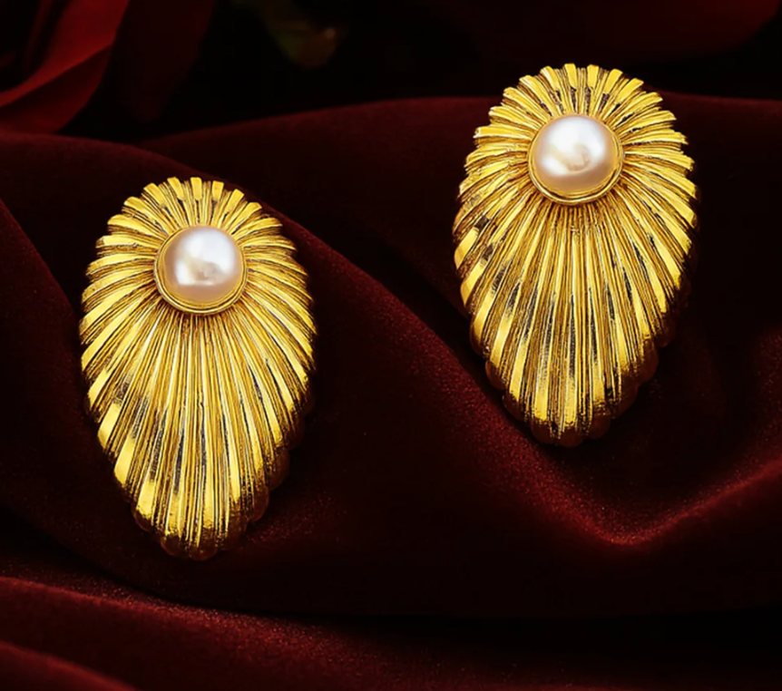 Zivnaaz Oval Shell with Pearl