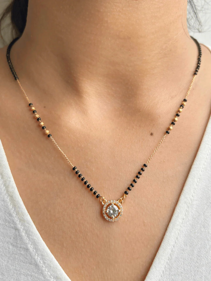 Zivnaaz Mangalsutra with Zircon Diamond Pendant