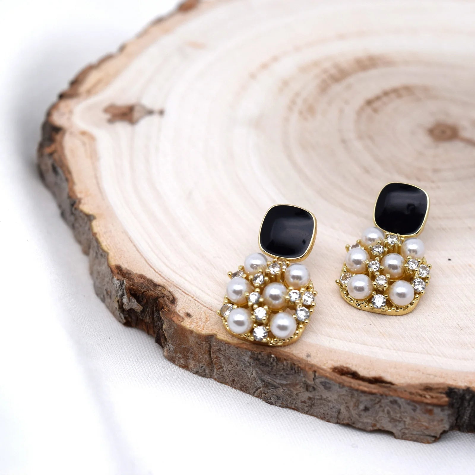 Zivnaaz Black Square Pearl Drop Earrings