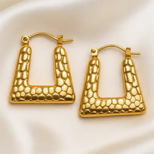 Zivnaaz Rectangle Hoops with Textured Design