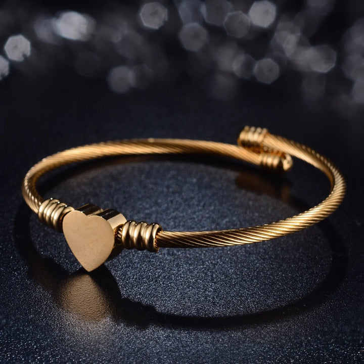 Zivnaaz Traditional Gold Bracelet With Heart