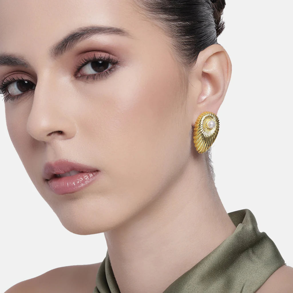 Zivnaaz Oval Shell with Pearl